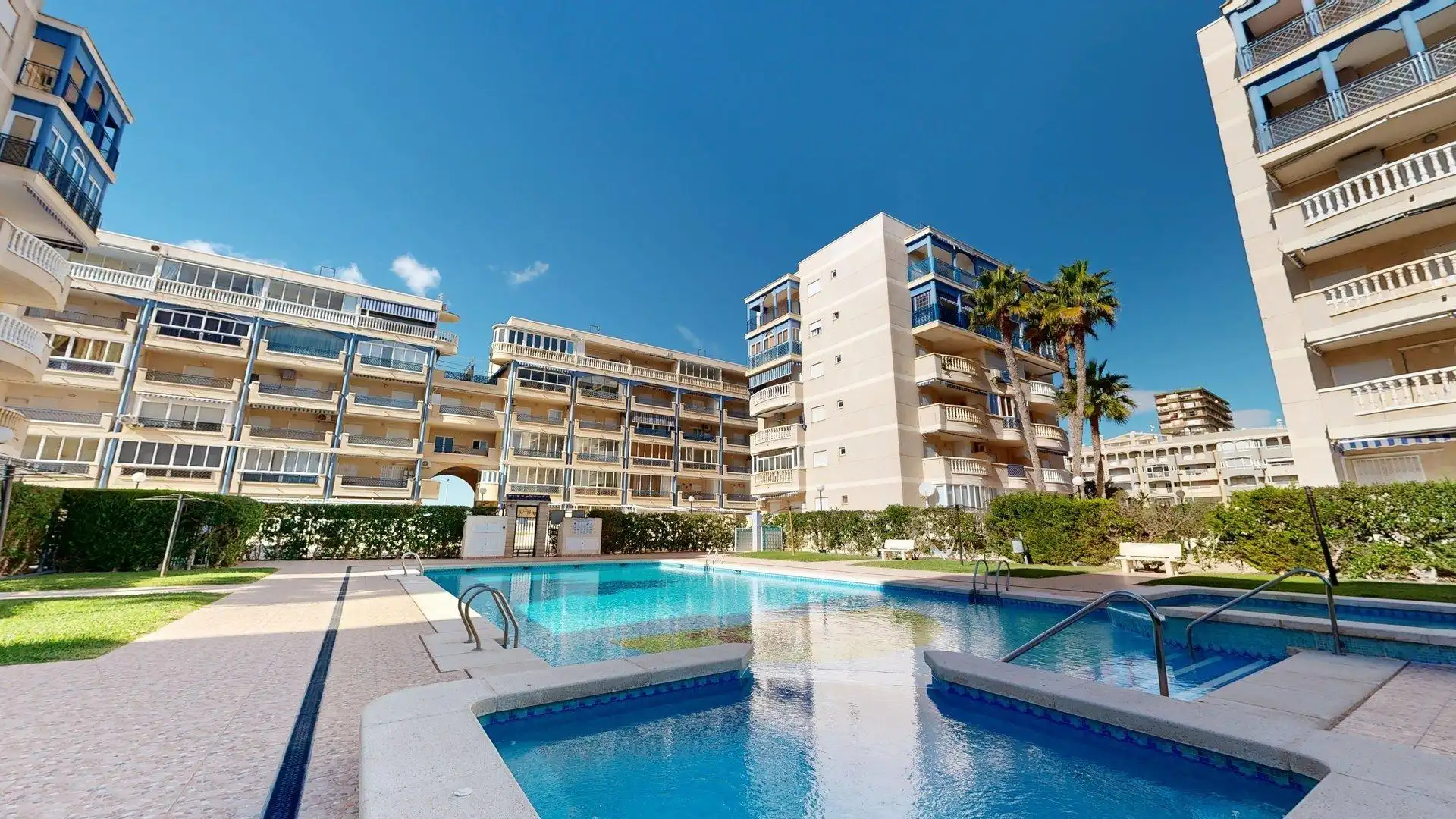 Apartament de lloguer a Avenida Costa Blanca, 19, Los Arenales del Sol