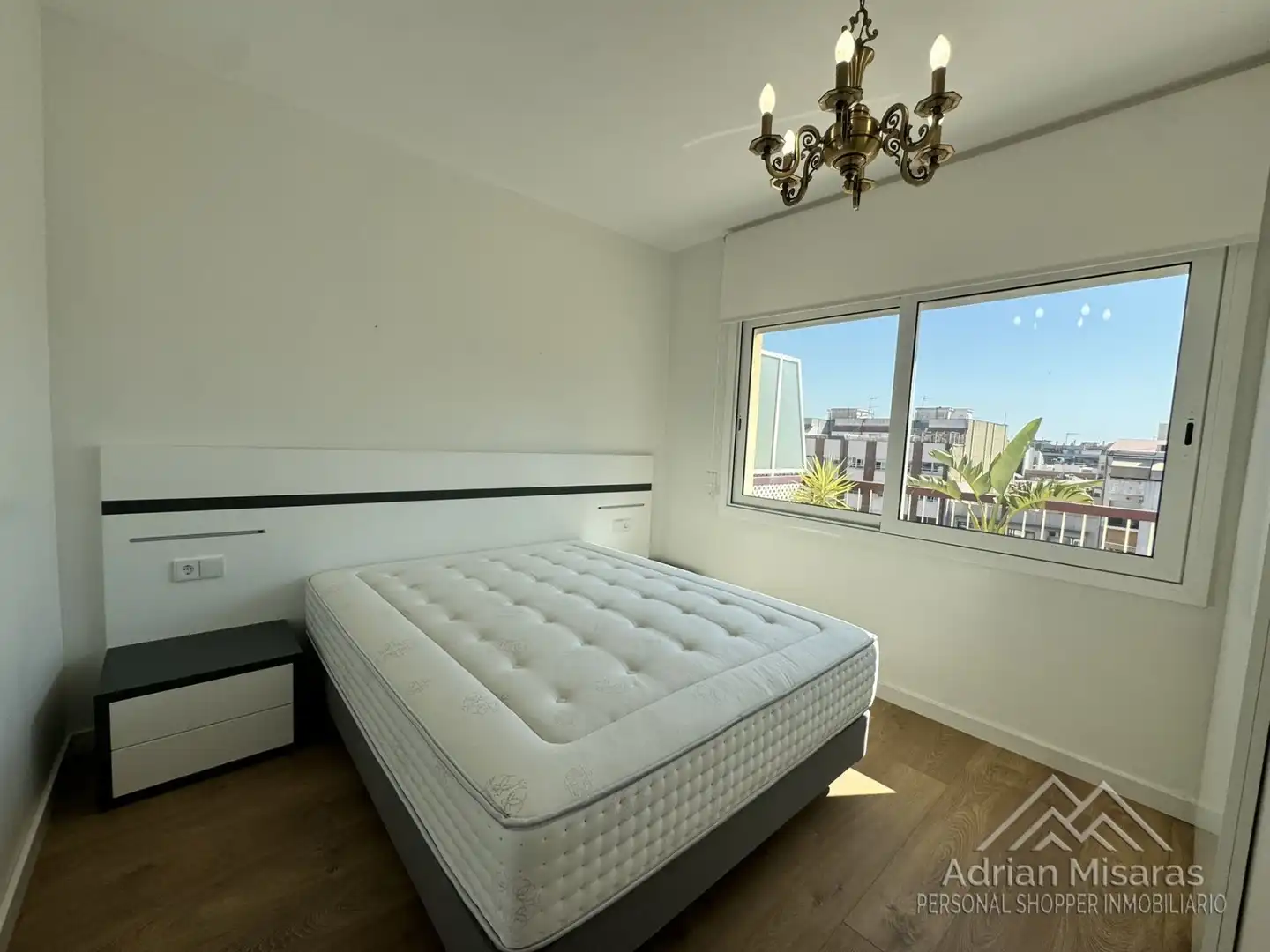 Habitación de Ático en venta en Barcelona con Aire acondicionado, Terraza y Amueblado