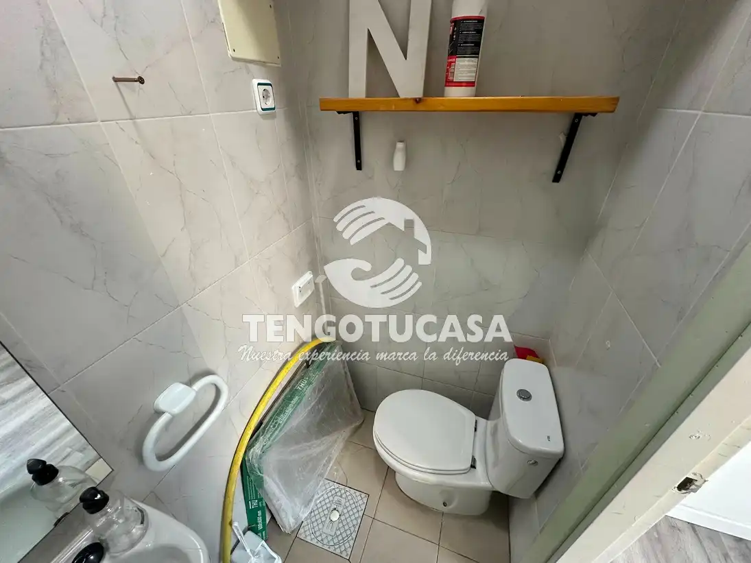Badezimmer von Geschaftsraum zur Miete in Madrid