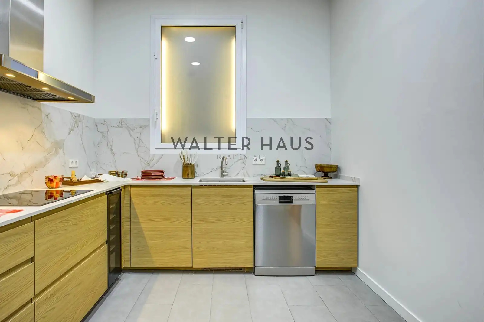 Cocina de Piso en venta en Barcelona con Aire acondicionado, Terraza y Horno