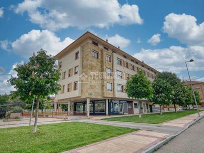 Exterior view of Flat for sale in Arroyo de la Encomienda  with Heating
