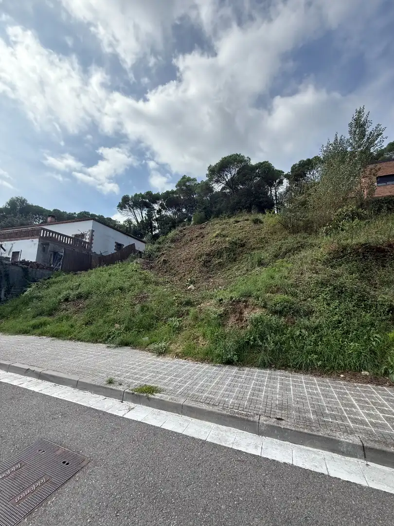 Wohnbaugrundstück zum Verkauf in Carrer Torrent del Virgili