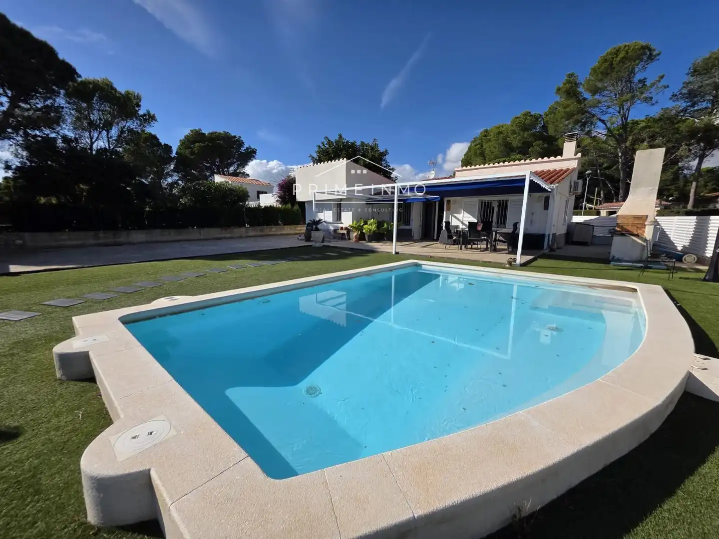 Villa mit Pool zum Verkauf in Calafat