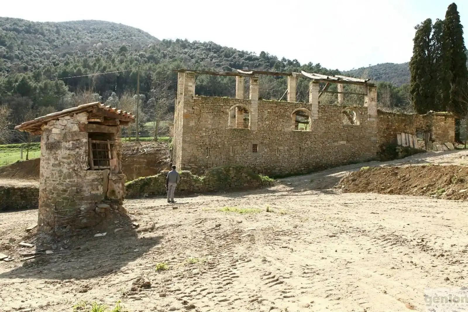 Außenansicht von Country house zum Verkauf in Camós mit Privatgarten und Abstellraum