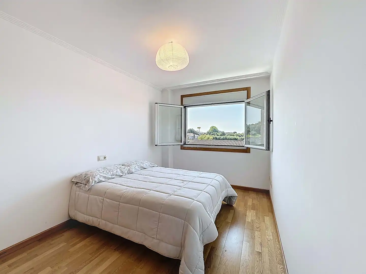 Bedroom of Attic for sale in Sanxenxo  with Swimming Pool