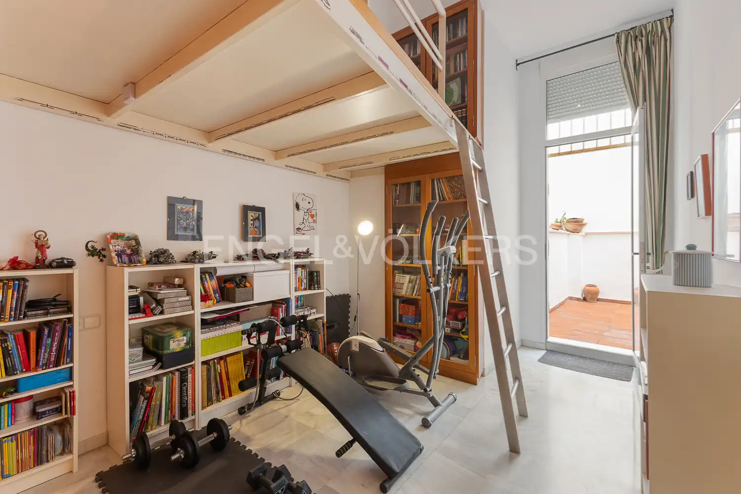 Piso en venta en Valencia con Aire acondicionado, Calefacción y Parquet