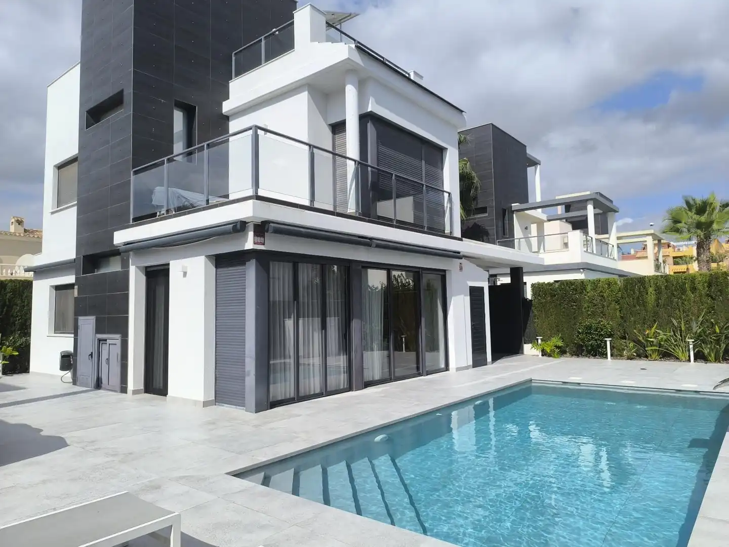 Chalet con terraza en venta en Calle Calle Cabo Ortegal