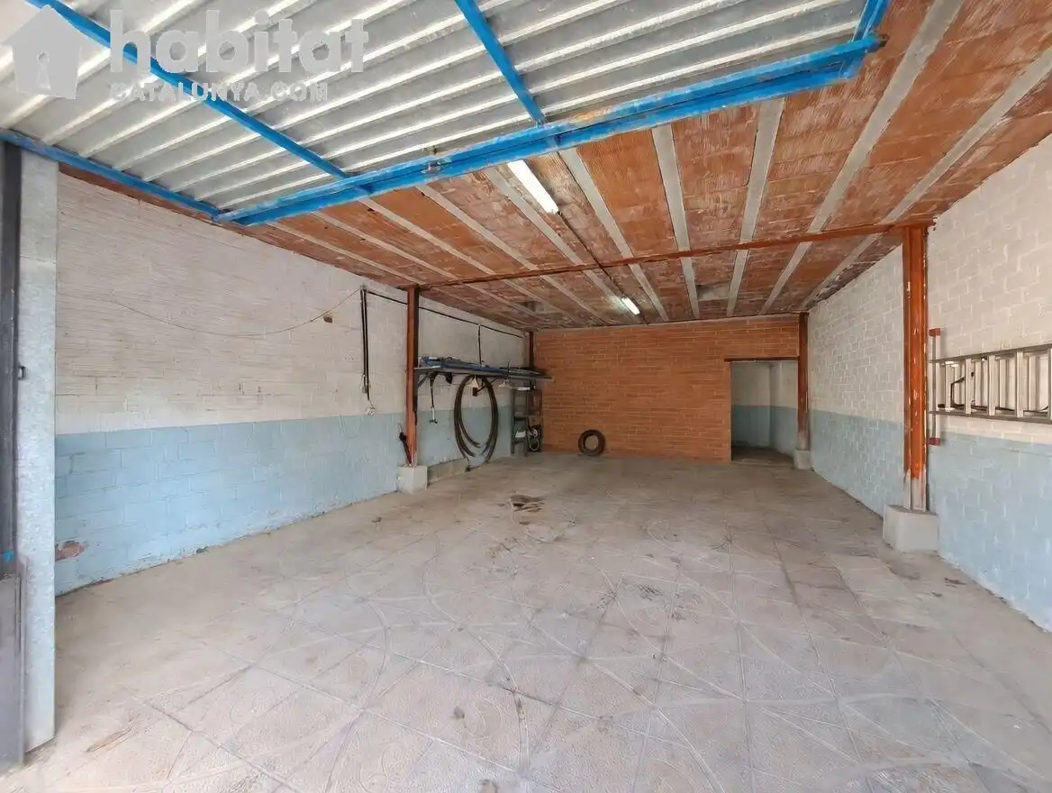 Houses for sale in Masquefa  with Air Conditioner, Heating and Private garden