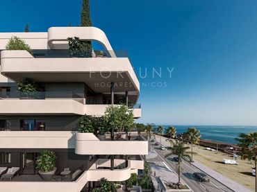 Flat with pool for sale in Avenida Gerald Brenan 5