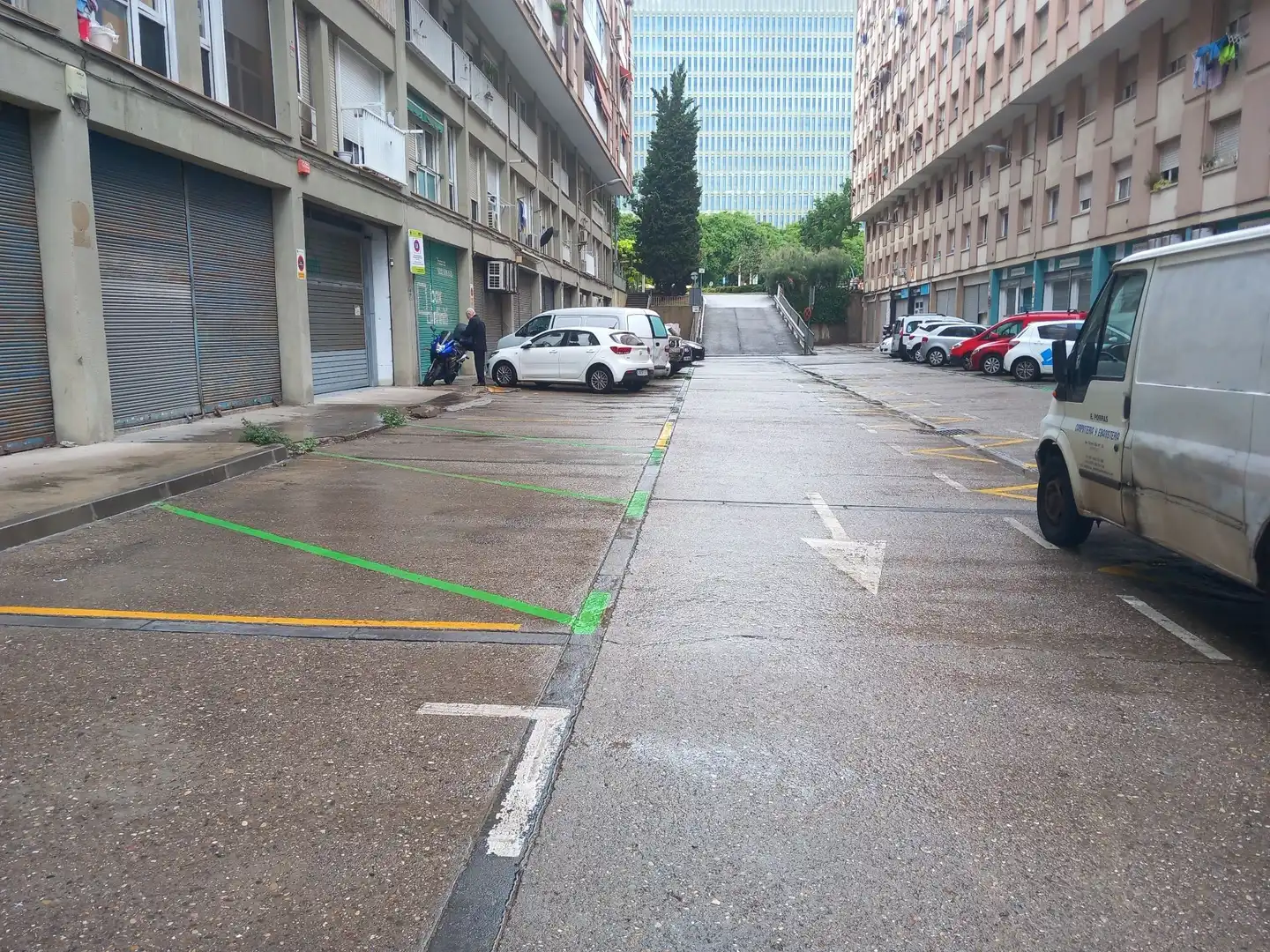 Aparcament de Nau industrial en venda en L'Hospitalet de Llobregat