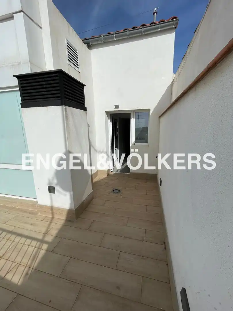 Ático de alquiler en Madrid con Aire acondicionado, Calefacción y Terraza