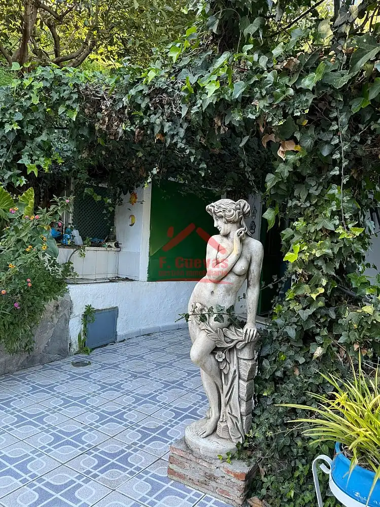 Garden of Country homes for sale in Sayalonga  with Air Conditioner, Heating and Terrace