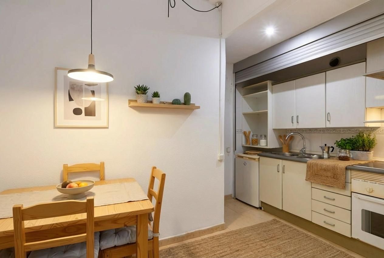 Kitchen of Flat for sale in  Barcelona Capital  with Balcony and Alarm