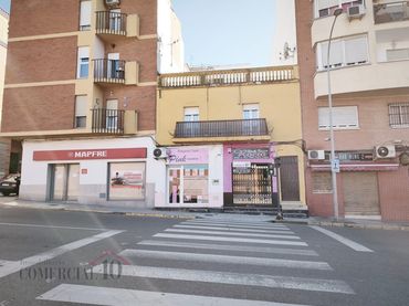Local comercial en venda a San Roque - Ronda Norte