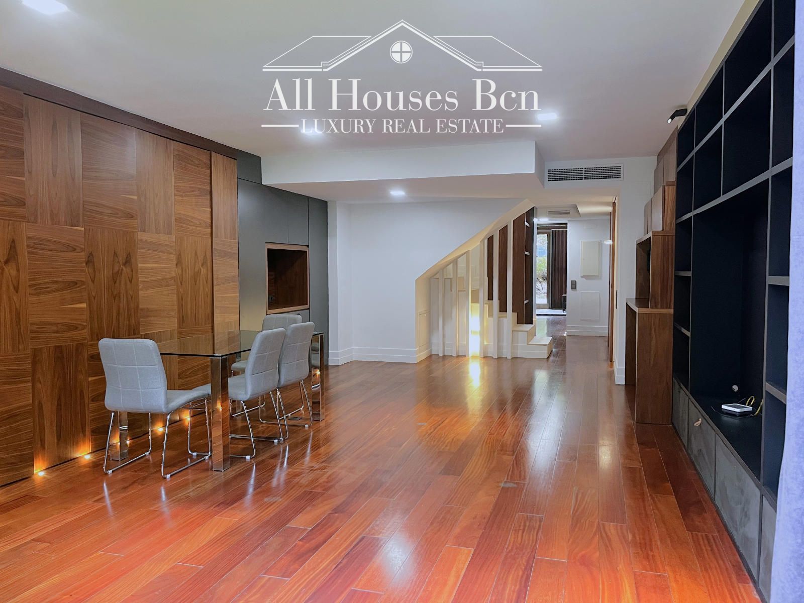 Duplex for sale in  Barcelona Capital  with Air Conditioner, Heating and Parquet flooring