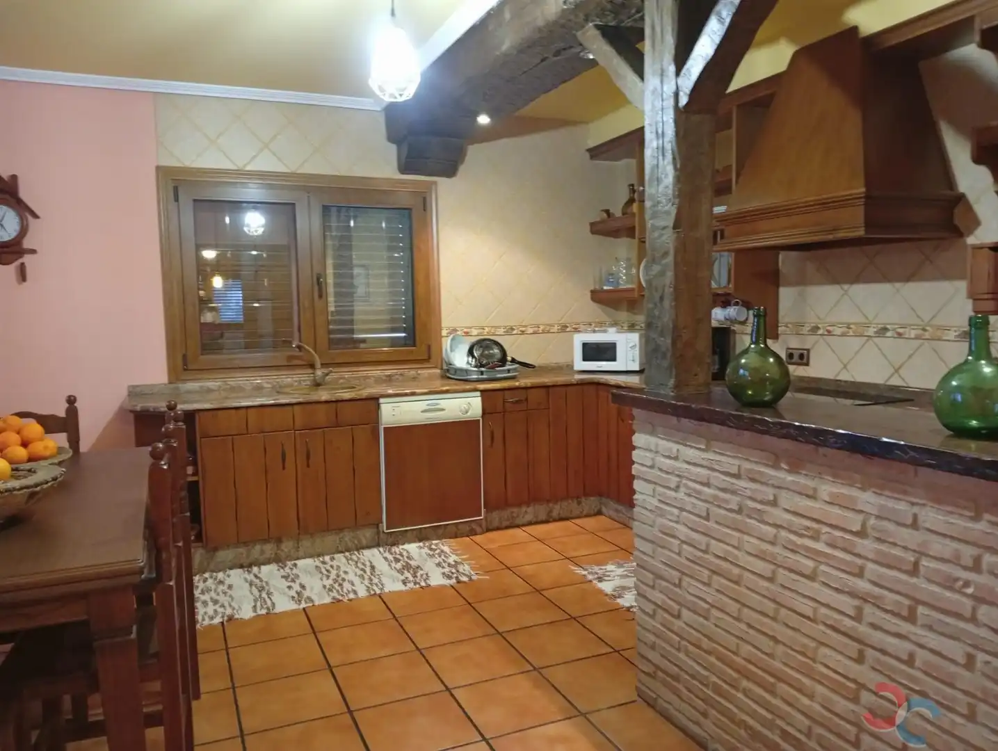 Cuina de Casa o xalet en venda en Redondela amb Piscina