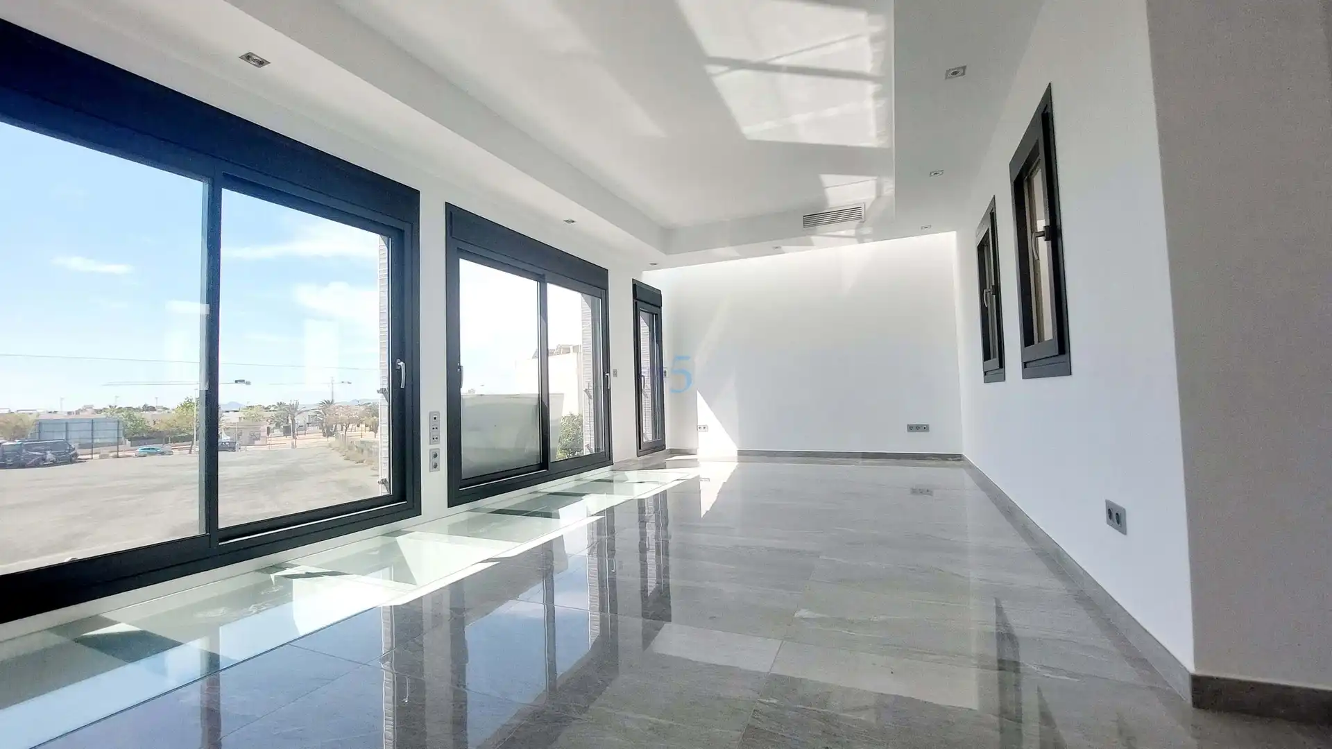 Sala d'estar de Casa o xalet en venda en San Pedro del Pinatar amb Aire condicionat, Terrassa i Piscina