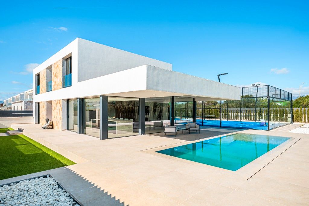 Vista exterior de Casa o xalet en venda en Marratxí amb Aire condicionat, Jardí privat i Parquet