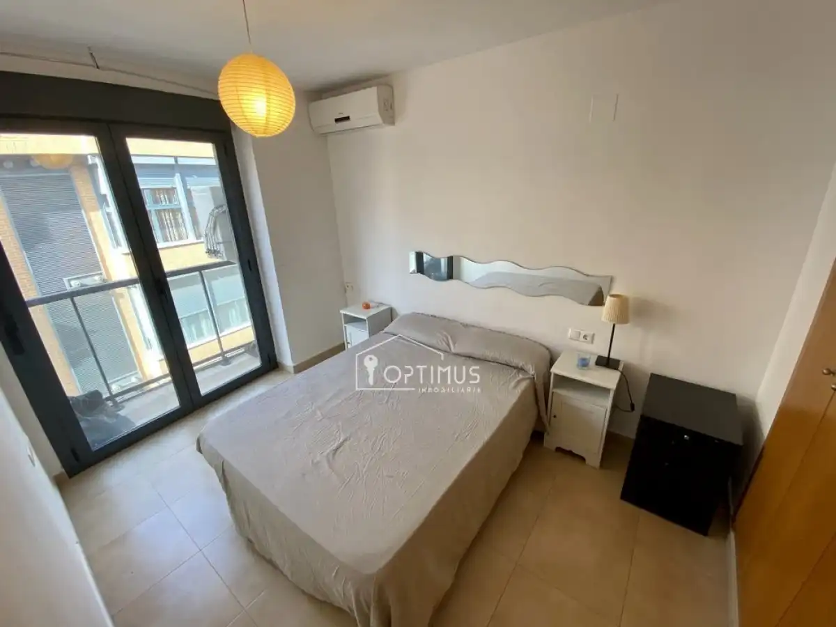 Appartamento con terrazza in vendita a Calle AMPARO BALLESTER 27, imagen 6