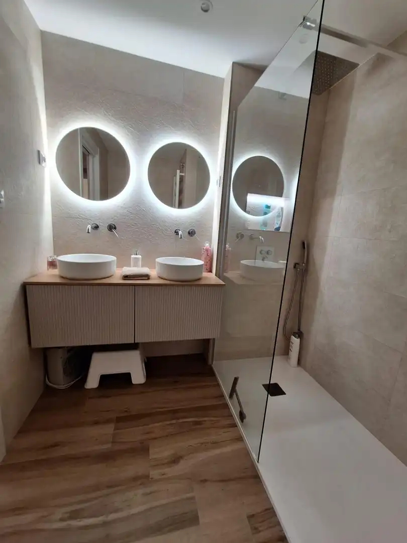 Baño de Piso en venta en Castellar del Vallès con Aire acondicionado, Jardín privado y Trastero