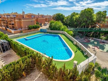 Duplex con balcone in vendita a J-1 P FLAMENCA NORTE