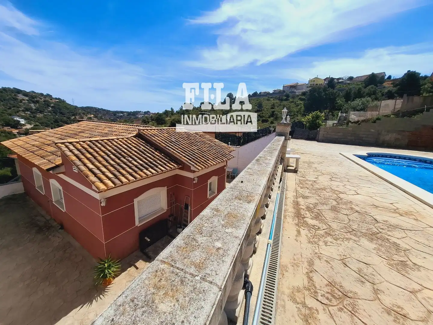 Villa avec piscine à vendre à Castellet i la Gornal