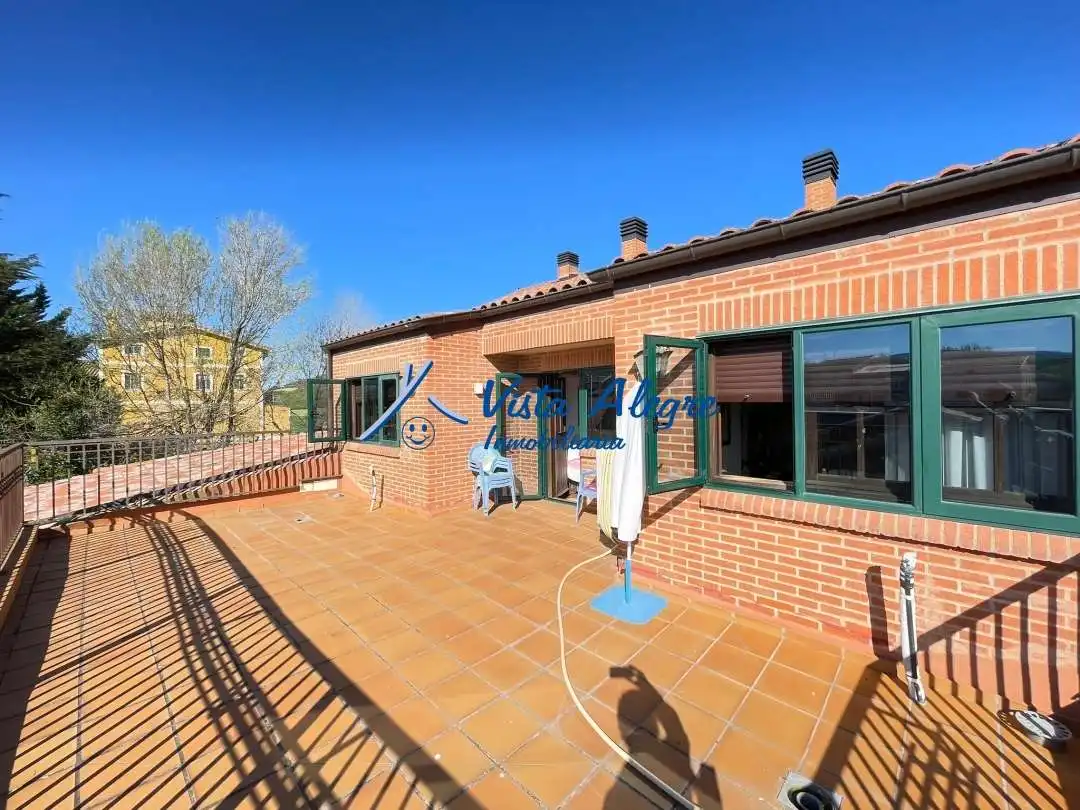 Terrace of Buildings for sale in Fresneña