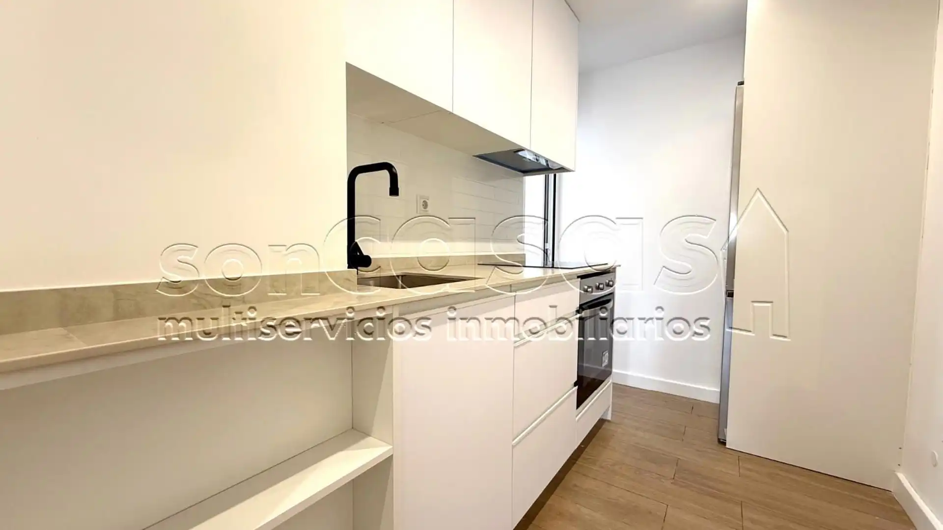 Cocina de Piso en venta en  Madrid Capital con Aire acondicionado y Calefacción
