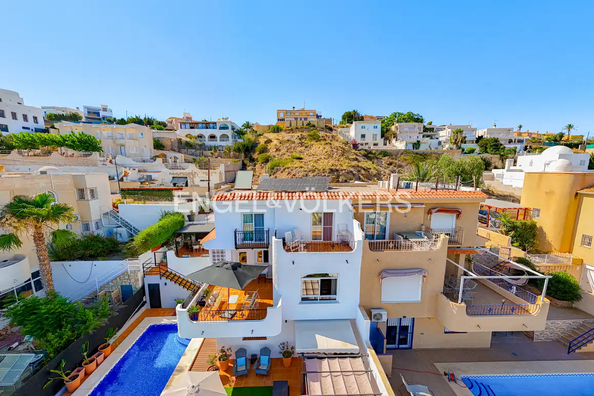 Casa adosada en venta en Poble Nou - Montiboli