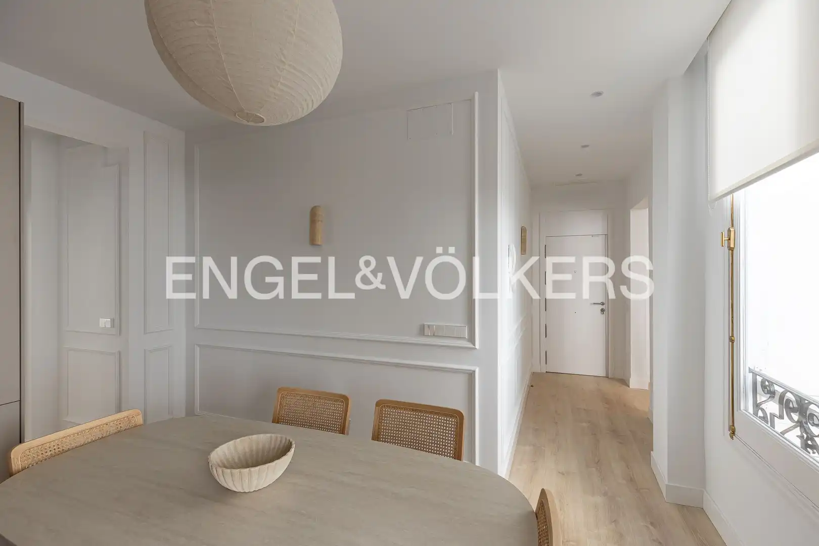 Dining room of Flat for sale in Madrid  with Air Conditioner, Heating and Furnished