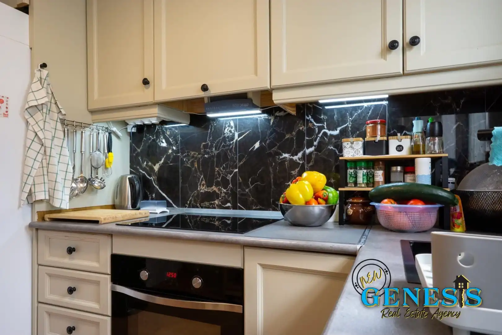 Semi-detached house with terrace for sale in Calle del Lago 45, imagen 6