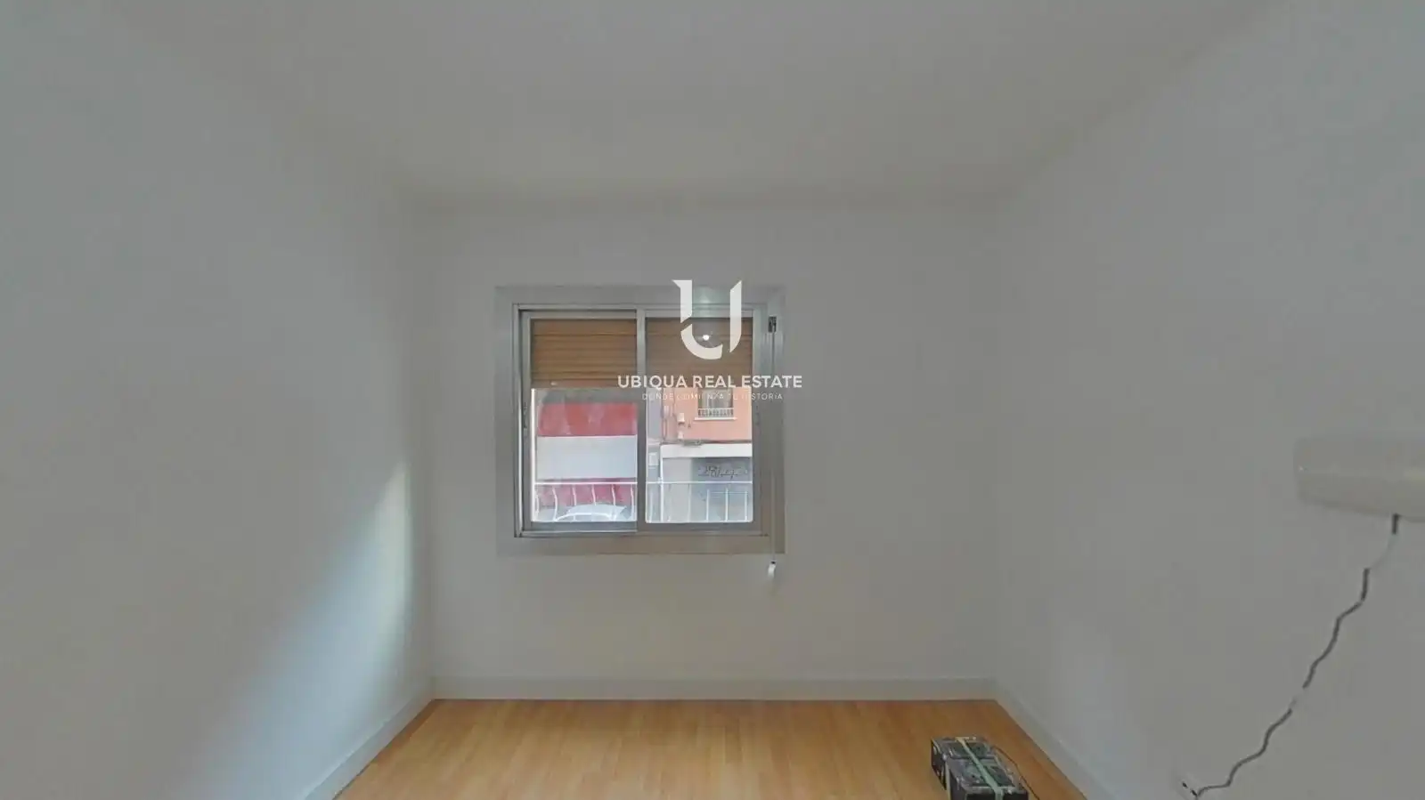Bedroom of Flat for sale in L'Hospitalet de Llobregat  with Parquet flooring and Oven