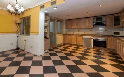 Kitchen of Flat for sale in Badajoz Capital  with Heating and Storage room