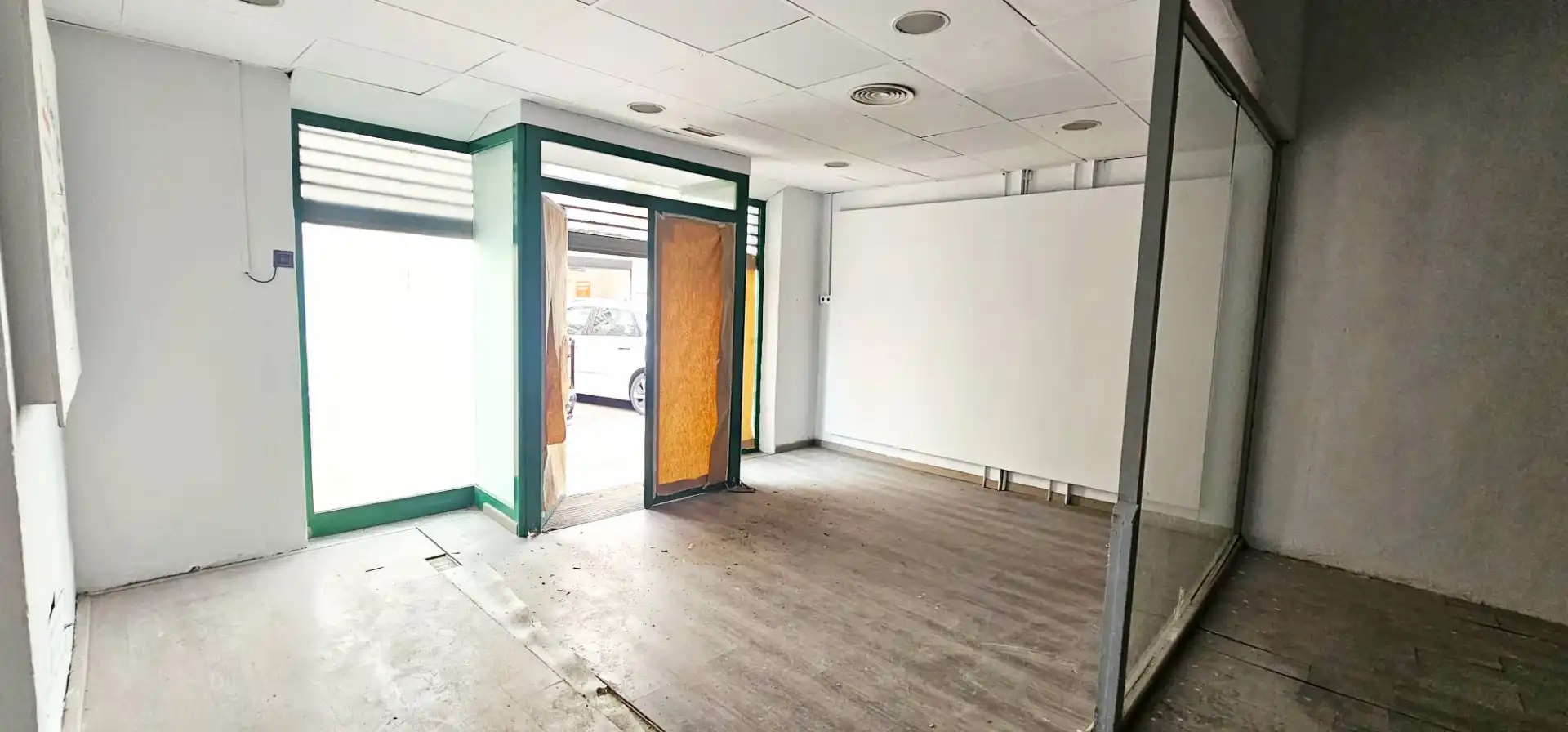 Local comercial en venta en Calle Tierno Galván 8, imagen 22