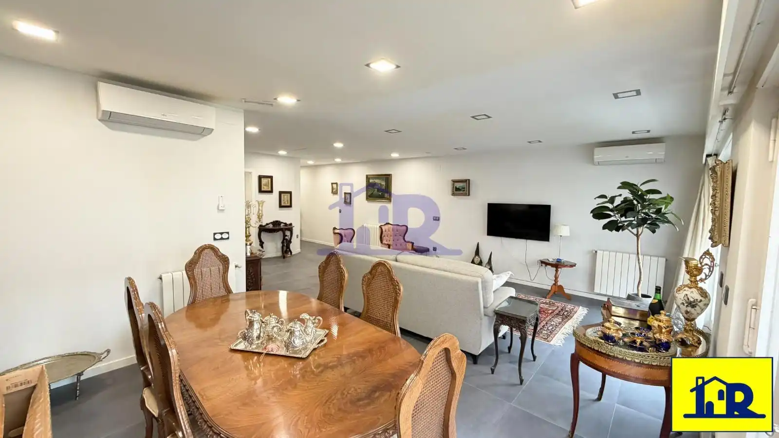 Dining room of Flat for sale in Cuenca  with Air Conditioner, Heating and Terrace