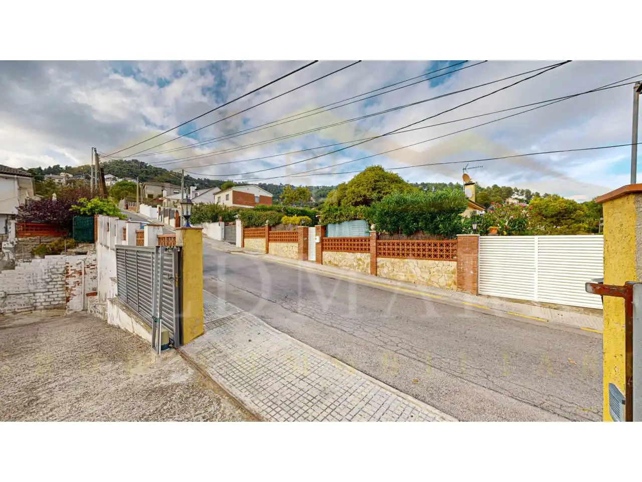 Vista exterior de Casa o chalet en venta en Corbera de Llobregat con Aire acondicionado, Calefacción y Jardín privado