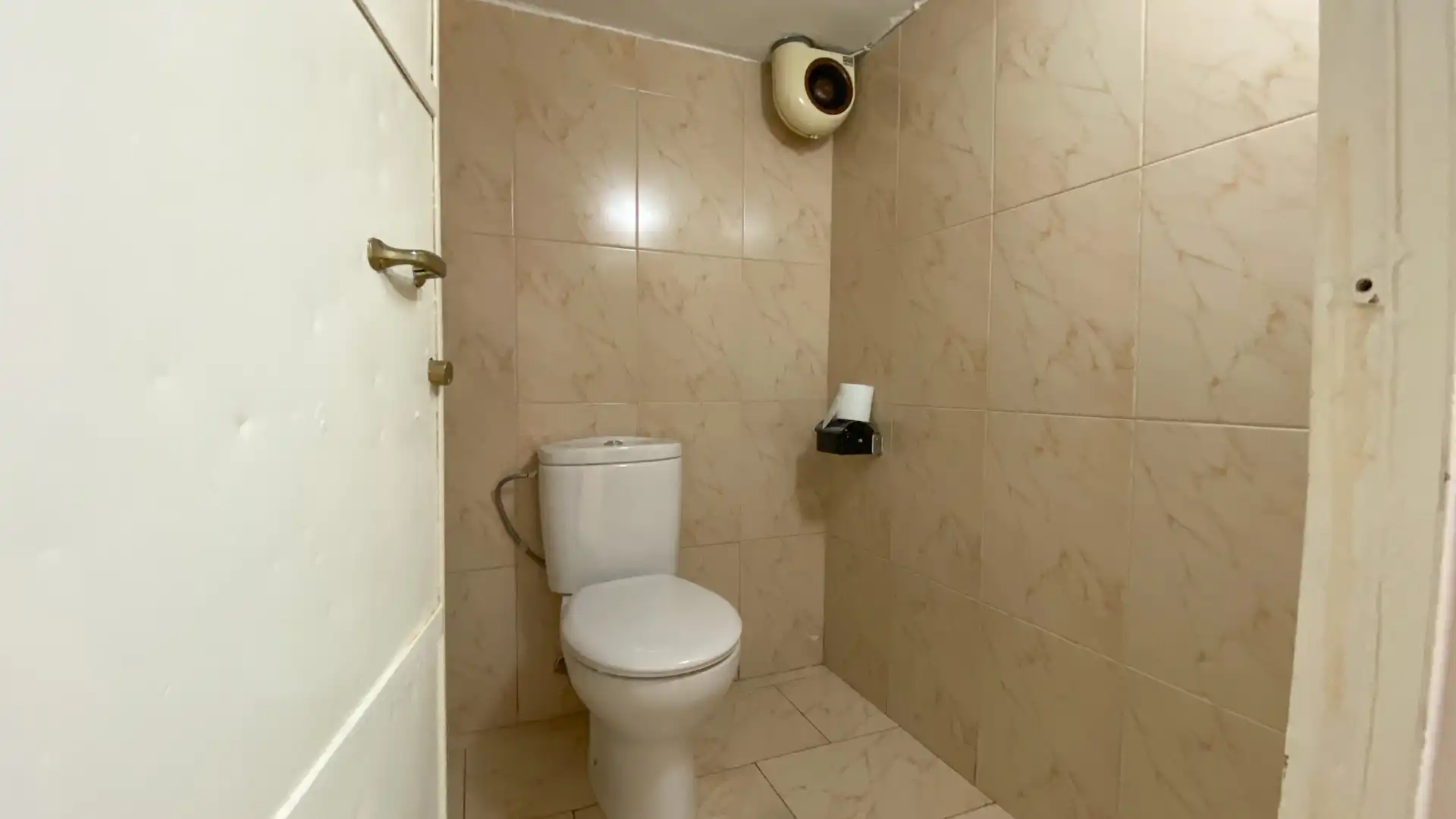 Baño de Local de alquiler en Madrid