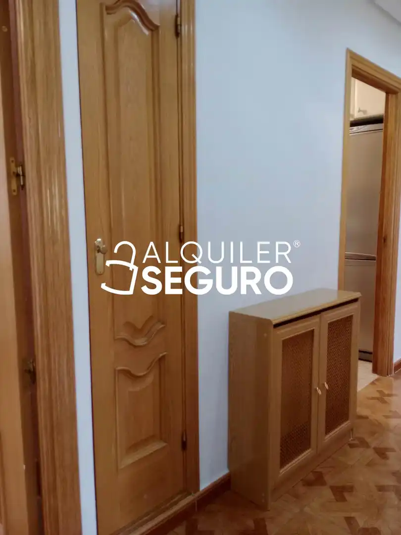 Bedroom of Flat for rent in Madrid  with Heating and Furnished