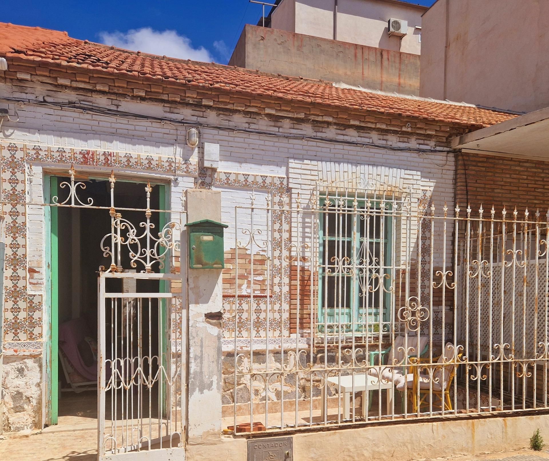 Exterior view of Single-family semi-detached for sale in Los Alcázares  with Terrace and Storage room
