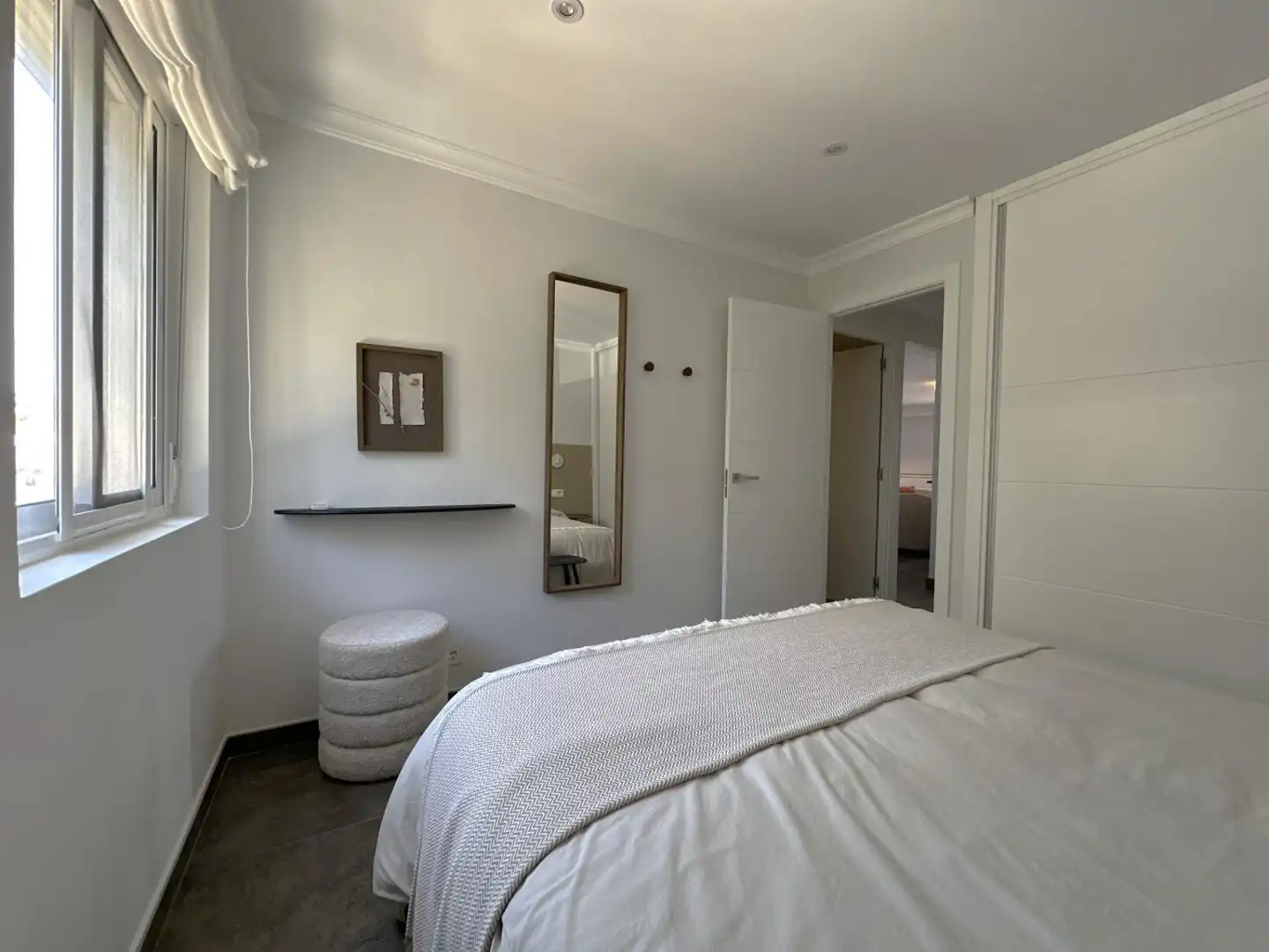 Bedroom of Flat for sale in Fuengirola