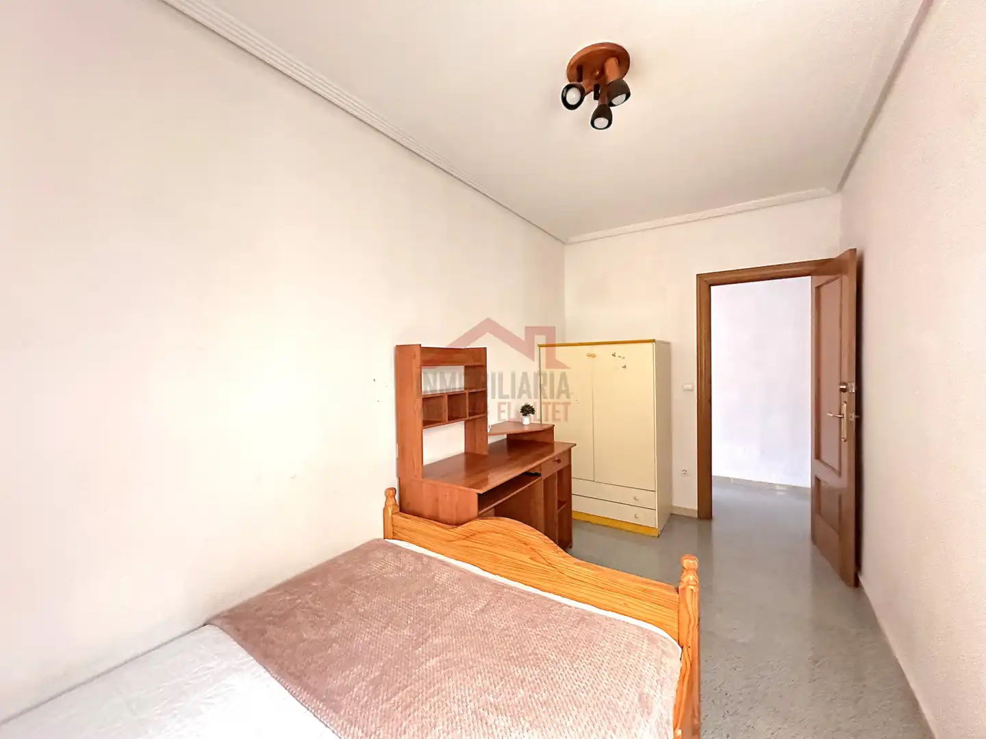 Habitación de Piso en venta en Elche / Elx con Trastero, Amueblado y Horno