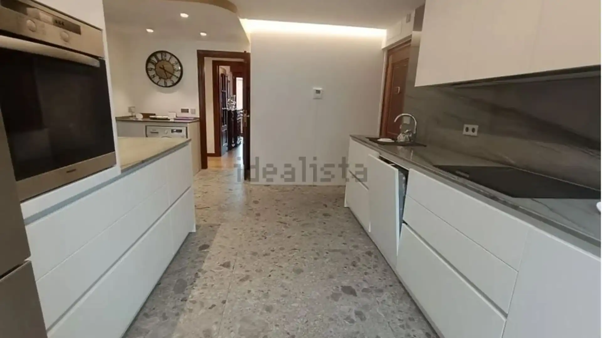 Kitchen of Flat for sale in  Logroño  with Heating, Terrace and Storage room
