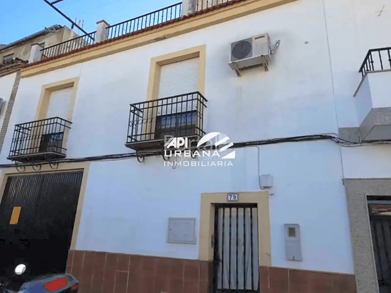 Vista exterior de Casa o xalet en venda en Aguilar de la Frontera amb Terrassa