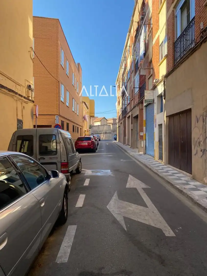 Vista exterior de Pis en venda en Cuenca amb Terrassa