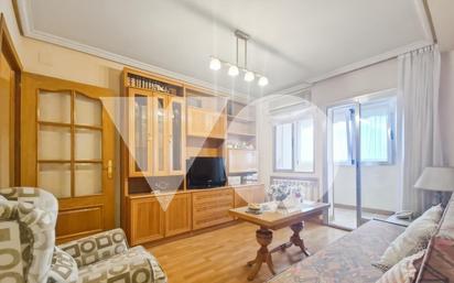 Living room of Flat for sale in  Madrid Capital  with Air Conditioner and Storage room