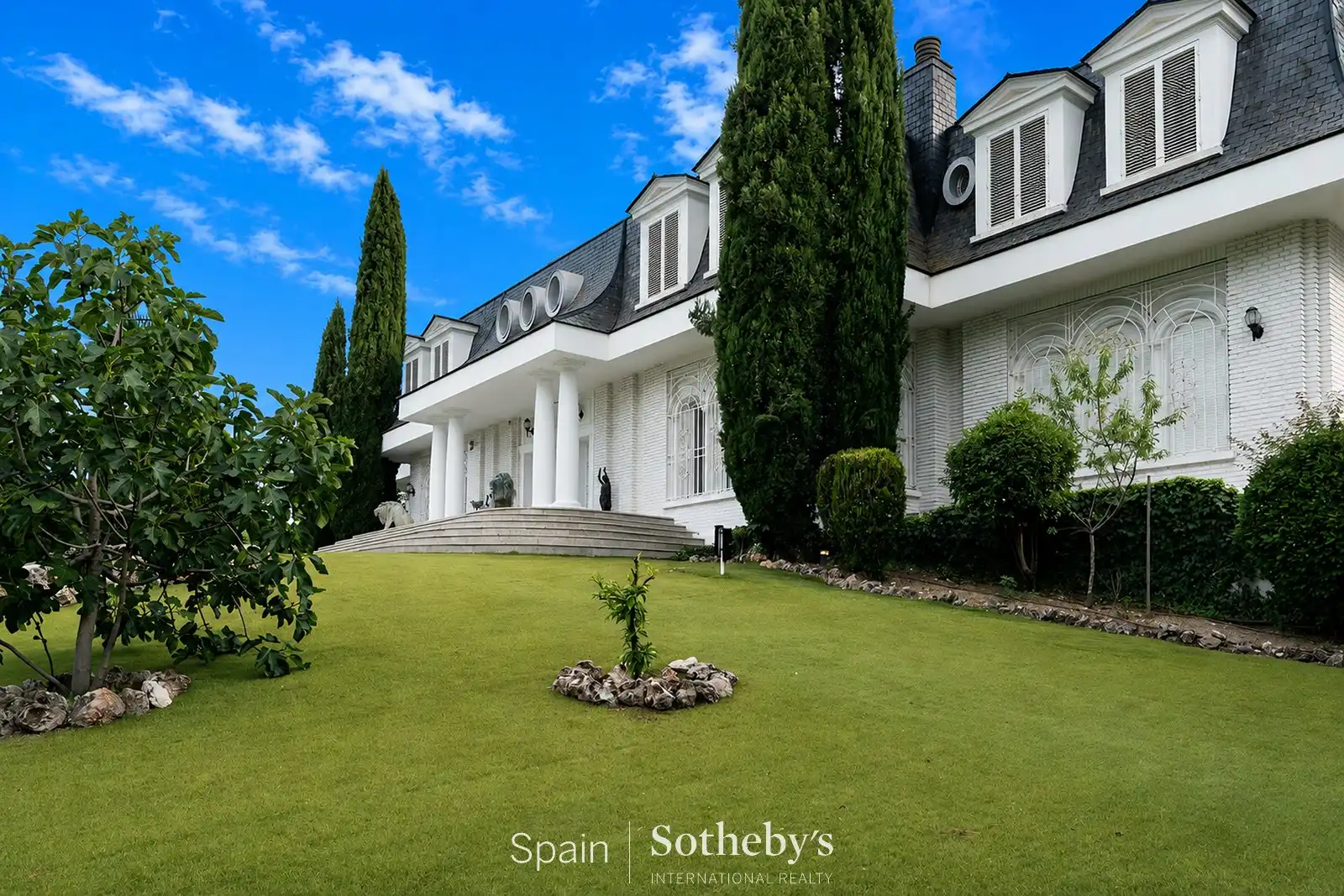 Vista exterior de Casa o chalet en venta en Pozuelo de Alarcón con Aire acondicionado, Jardín privado y Terraza