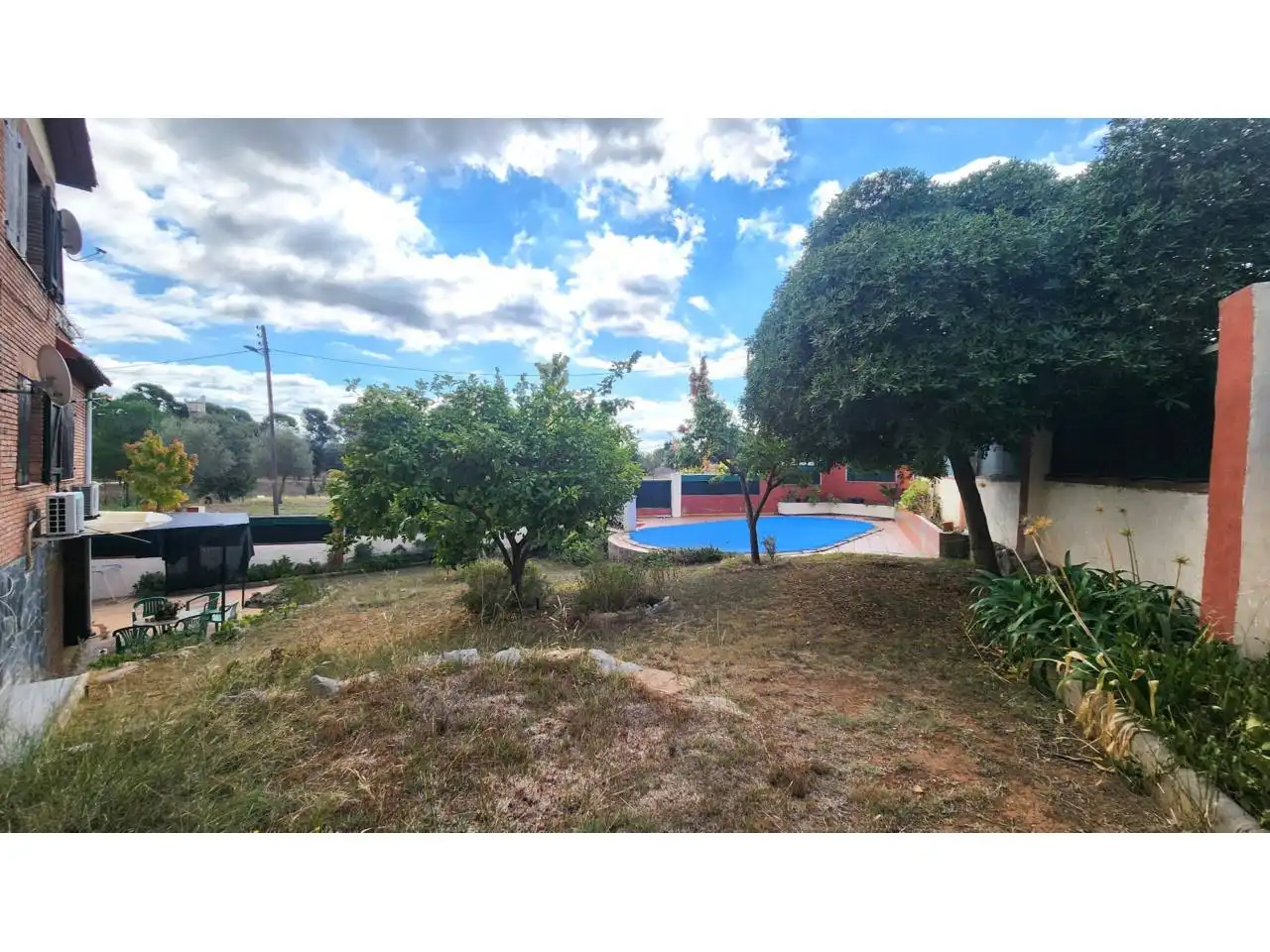 Jardí de Casa o xalet en venda en Barberà del Vallès amb Aire condicionat, Calefacció i Jardí privat