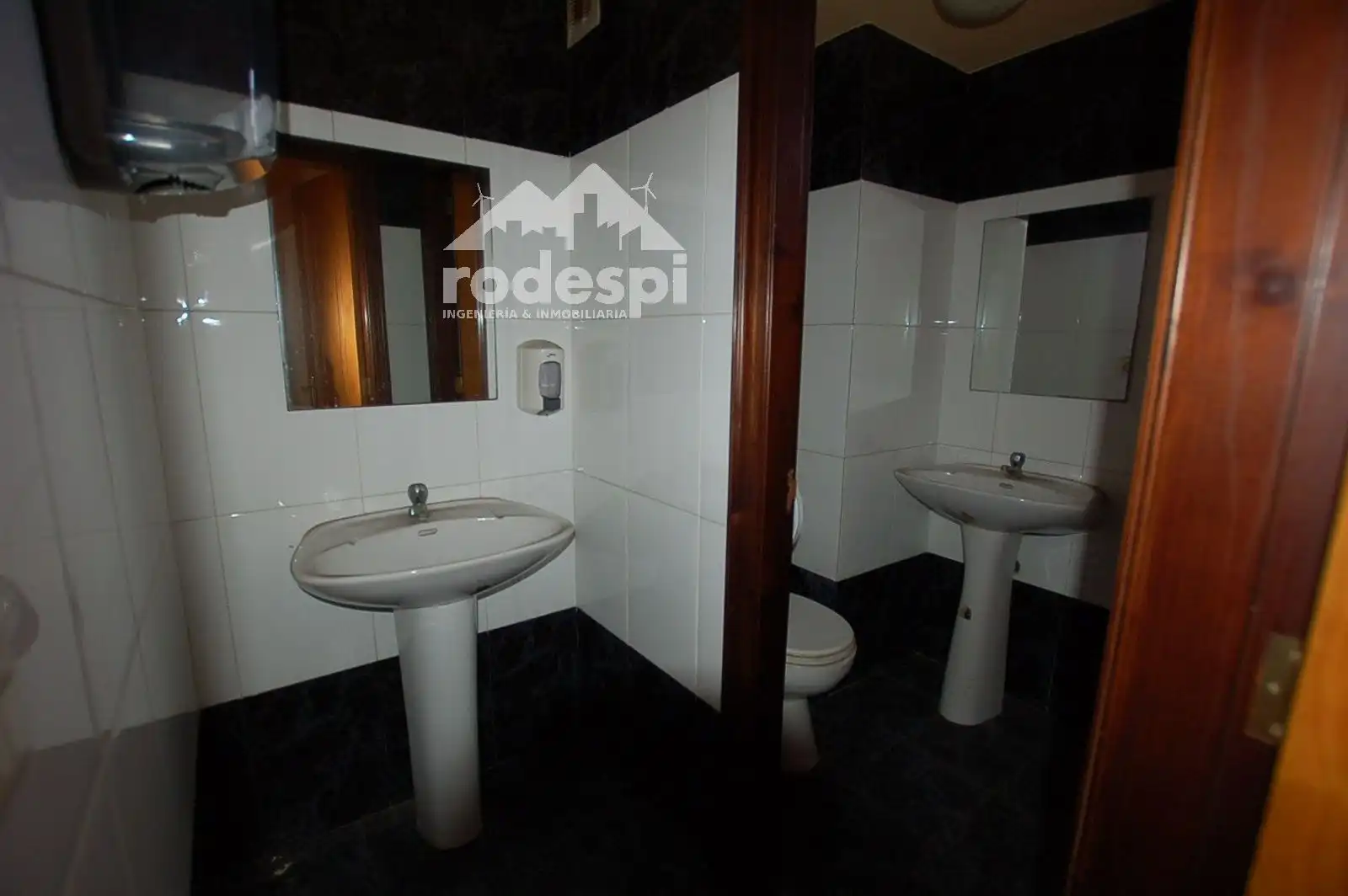 Local comercial en alquiler en Ponteareas, imagen 4