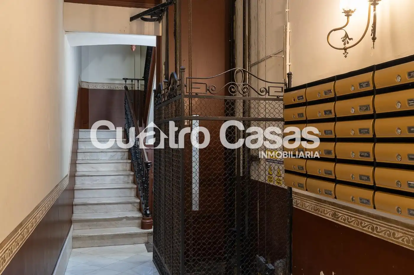 Piso en venta en Barcelona con Aire acondicionado, Amueblado y Balcón