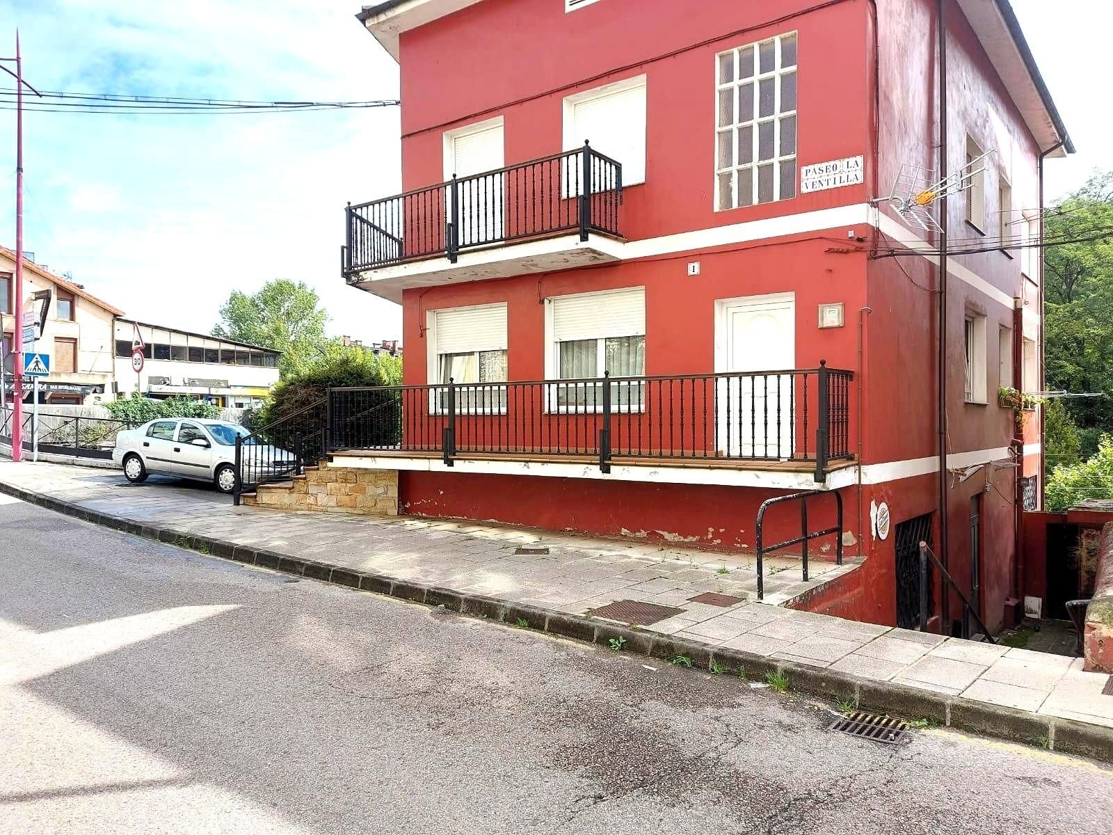 Exterior view of Flat for sale in Medio Cudeyo  with Terrace and Balcony